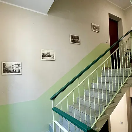 Patrizia Con Parcheggio Privato 3* Como